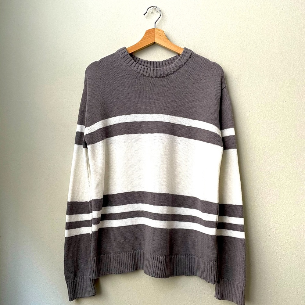 Grey/White Crewneck Sweater